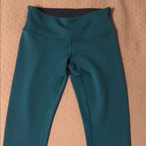 Lululemon blue green 28” leggings size 4